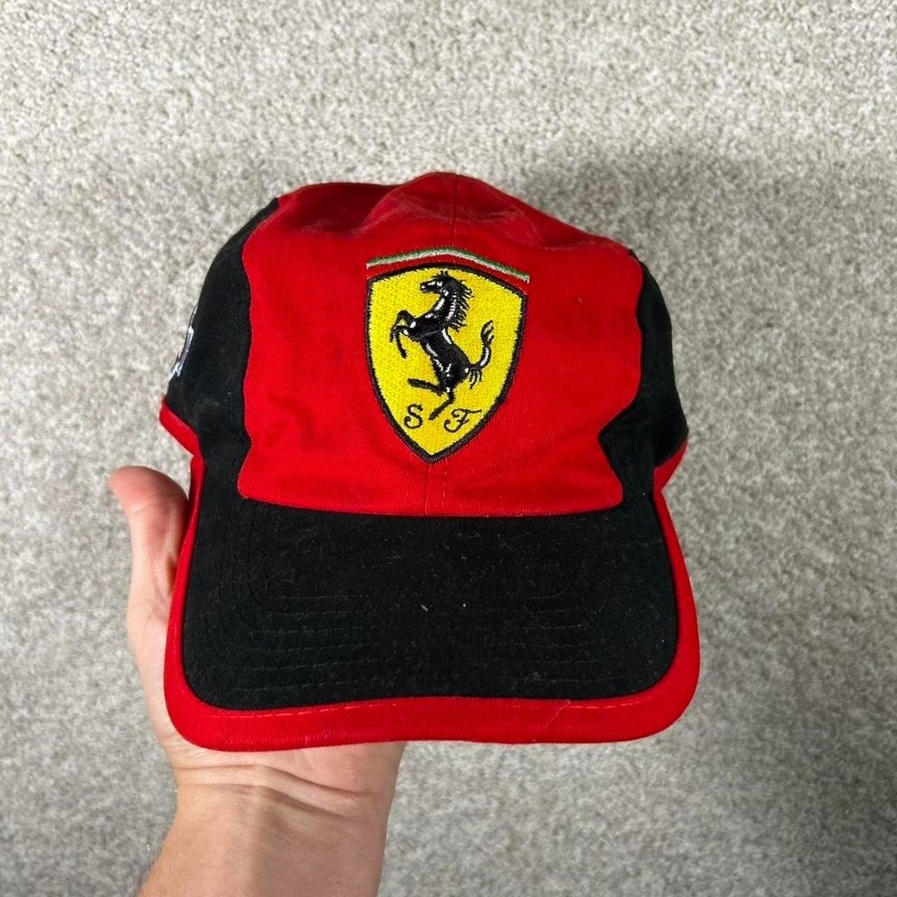 Vintage Ferrari formula 1 racing black and red 5 panel style hat cap OSFA